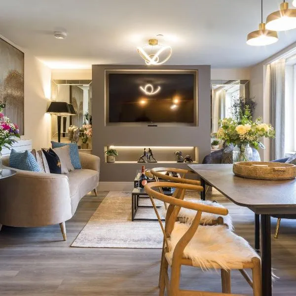 Arran Shores Luxury Shorefront Apartment 9, hotel in Lamlash