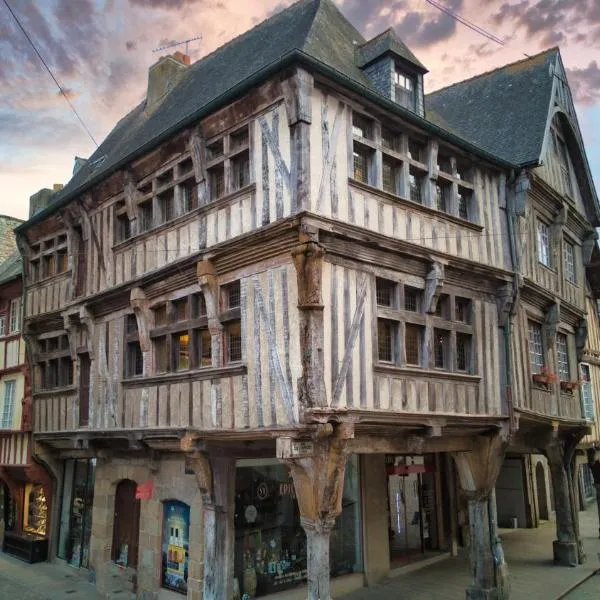 Guest House Saint Yves, hotel v destinaci Dinan