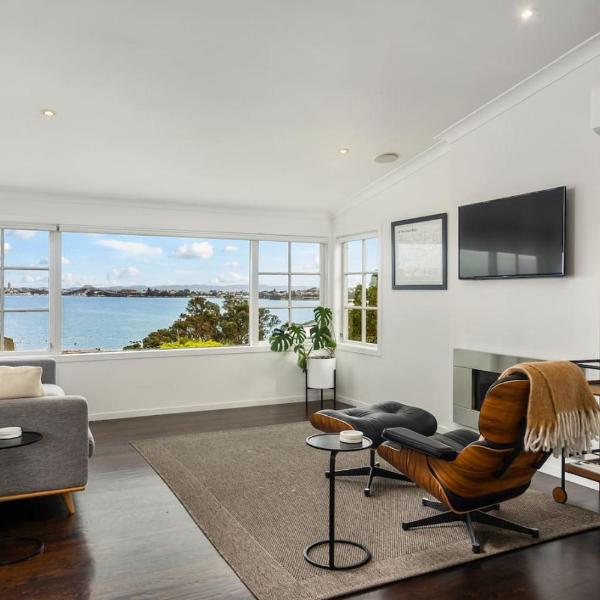 Magnificent seaviews with Pool, Auckland