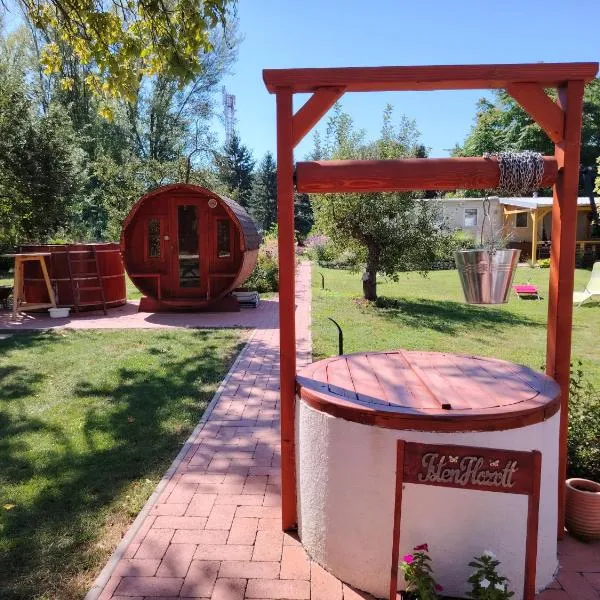 Hídláb Mobil Apartman, hôtel à Kimle