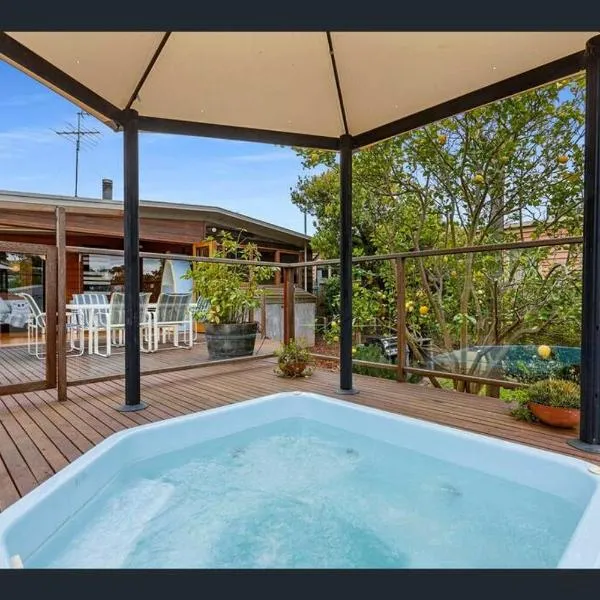 Blairgowrie Back Beach Bungalow, hotel in Blairgowrie