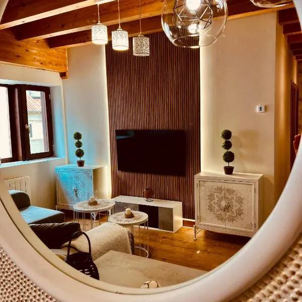 El Capricho de Claudia_ Apartamentos Burgos Catedral, Hotel in Burgos