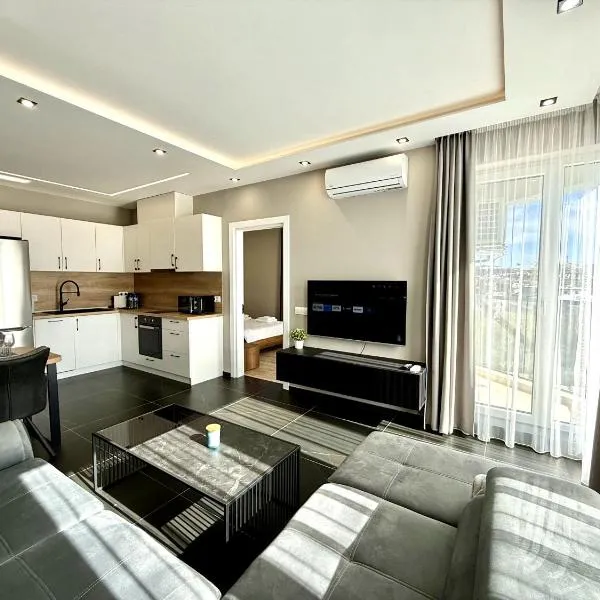 AveNew Luxury Apartment 3, hotel in Sofia