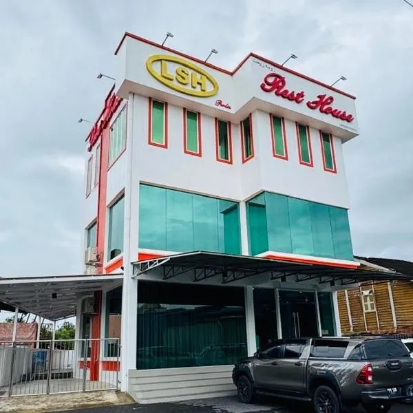 LSH Perlis Rest House, hotel di Kangar