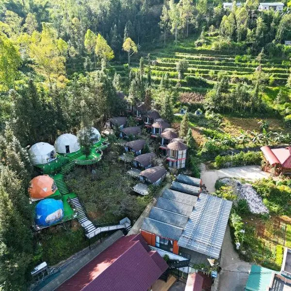 Plum Homestay Đồng Văn, hotel v destinaci Dong Van