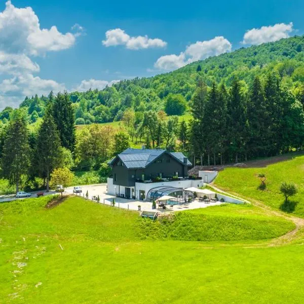 Resort Stribor, Gorski kotar, hotel in Severin na Kupi