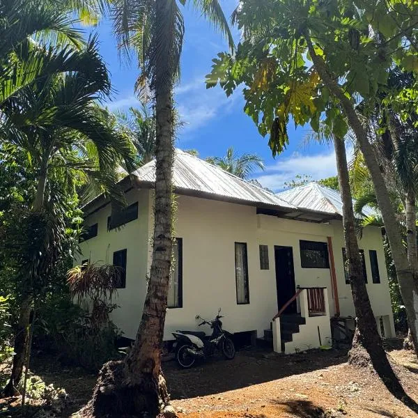 Nutmeg Cottage SIARGAO 2BR exclusive whole house, ξενοδοχείο σε General Luna
