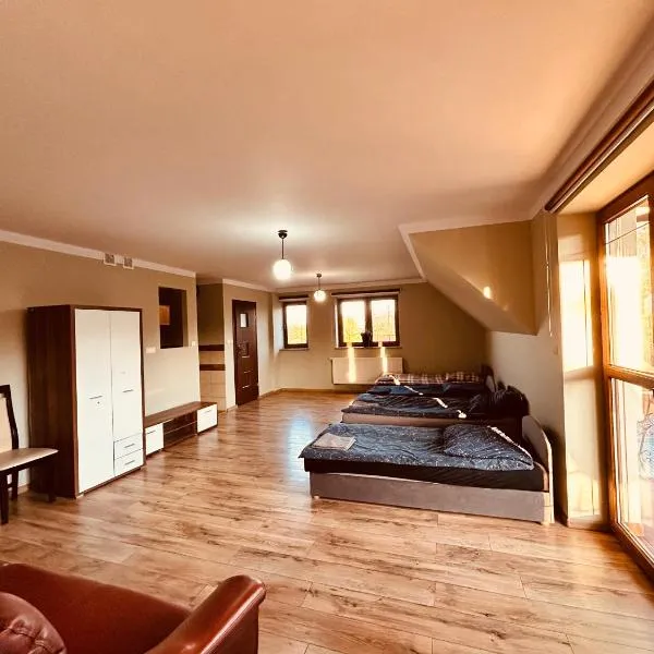 Noclegi Missterium, hotel in Wojnicz