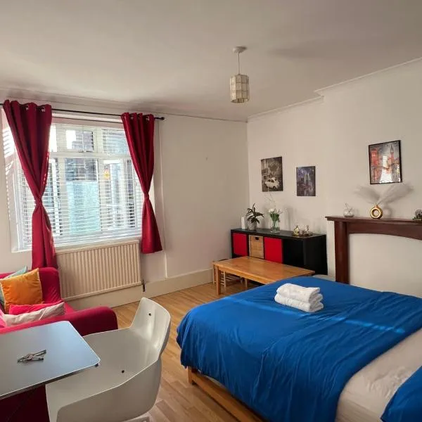 Happy Homestay London, hotel in Londen