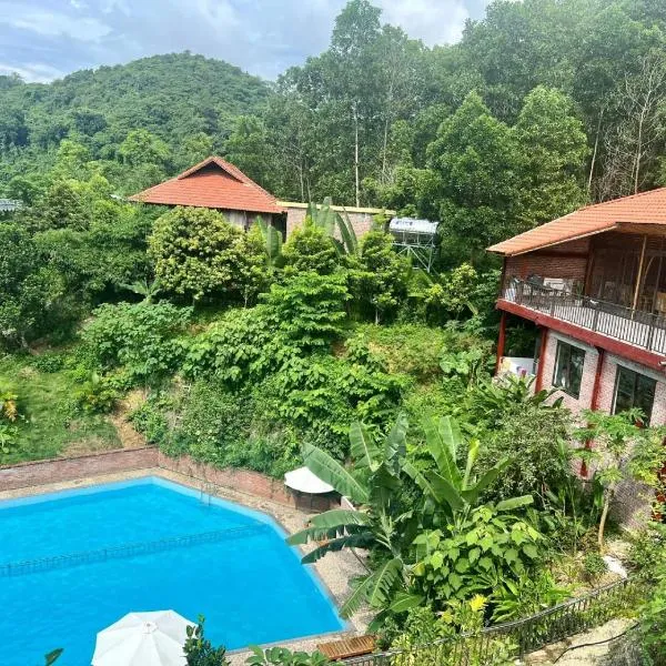 Cúc Phương Mebi Hotel、Nho Quanのホテル