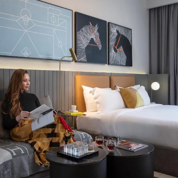 Bespoke Holiday Homes - Mag 318 Downtown Dubai, hotel in Dubai