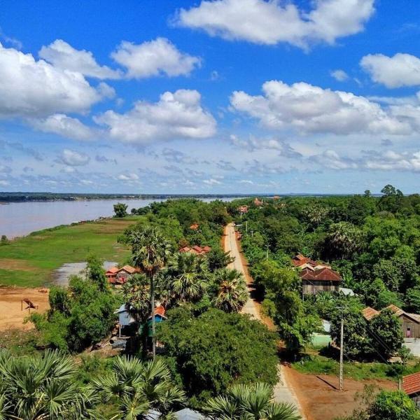 OBT Homestay and Bungalows, Phumĭ Chiroŭ