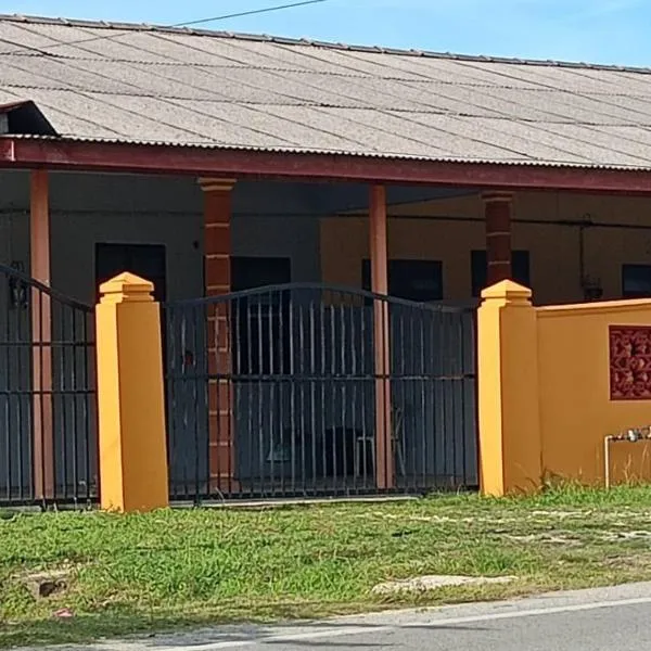 Annur Homestay, hôtel à Kampong Padang Kemunting