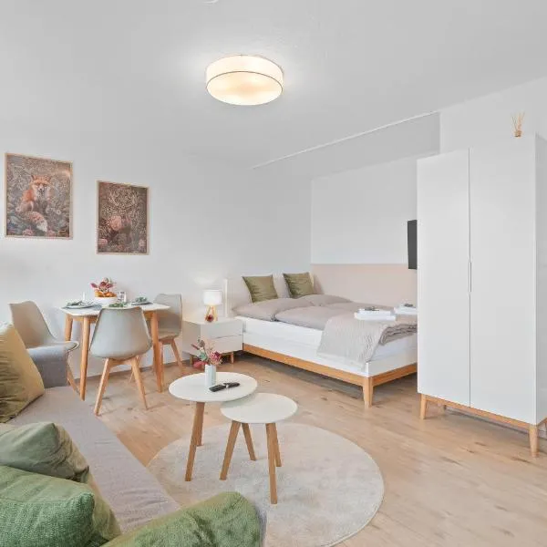 Wohlfühl-Apartment I Zentral I Balkon I Küche, hotel v destinaci Fellbach