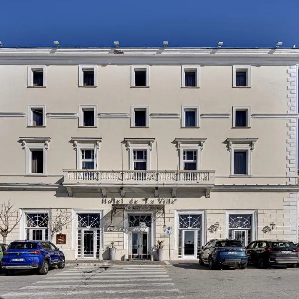 Hotel De La Ville, hotel v destinaci Civitavecchia