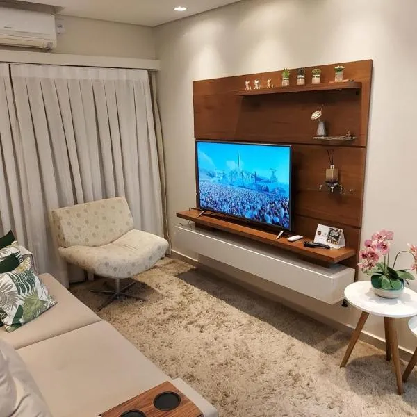 Flat em Hotel com piscina, garagem, Wi-fi e Limpeza diária, hotel in Ribeirão Preto