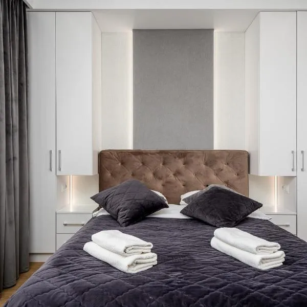 Pileckiego 59 z Oddzielną Sypialnią i Bepłatny Parking By Perfect Apart, hotel ve Varšavě