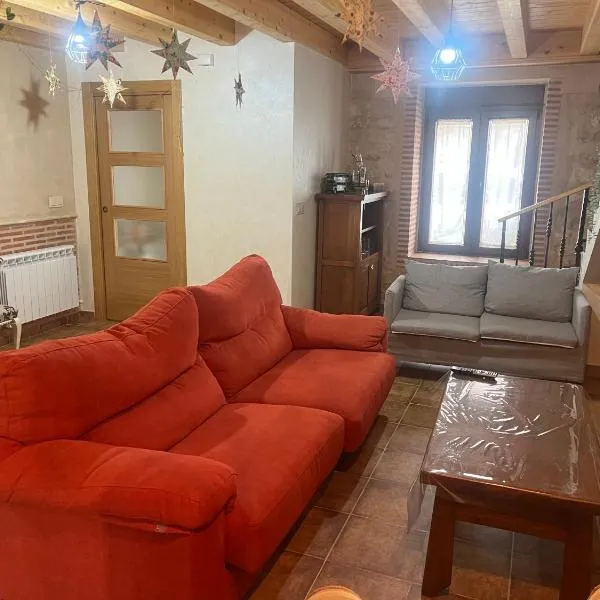 Casa Marite Vivienda de uso turístico, hotel in Campillo de Aranda