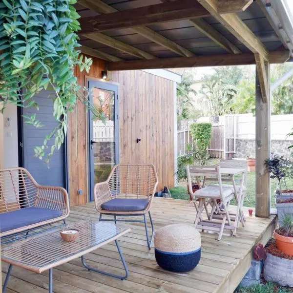 Chez Mimi - Tiny House cosy à Étang-Salé, hotel in Étang-Salé