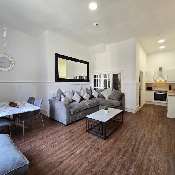 Two bedroom flat in Cardiff Bay with roof terrace, hotel v destinaci Cardiff