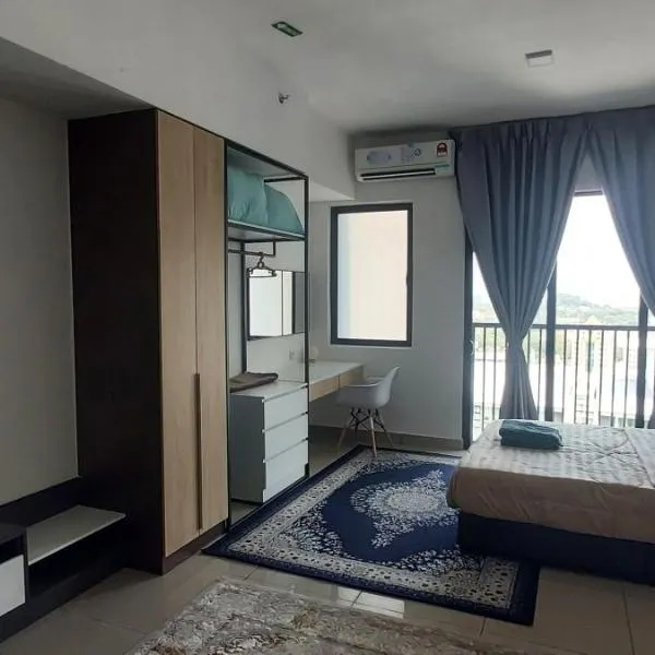 Shahdila Alinea parking level 2, ξενοδοχείο σε Shah Alam