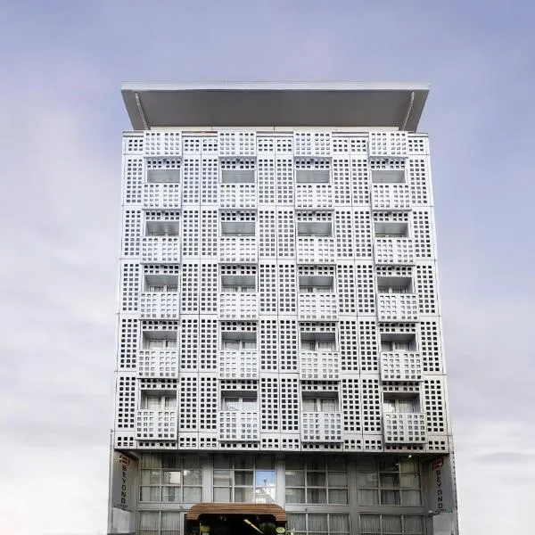 Hotel Beyond, hotel in İzmir