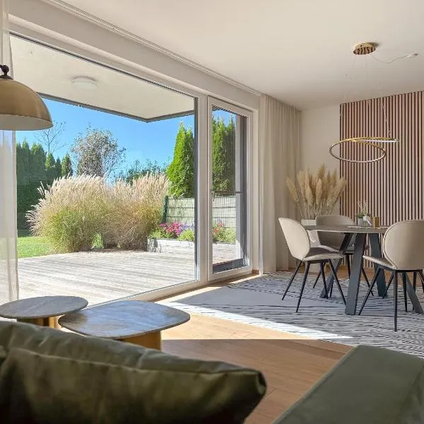 "Wiesenblick" - Premium Apartments Seekirchen, mit Garten, ξενοδοχείο σε Seekirchen am Wallersee
