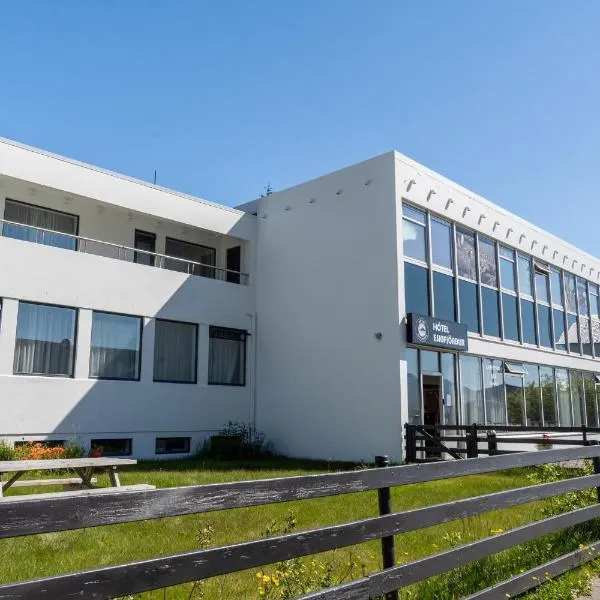 Hotel Eskifjörður, хотел в Eskifjörður