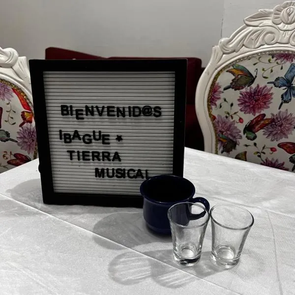 Apartamento amplio en conjunto、イバゲのホテル