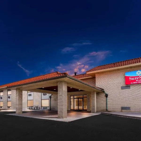 SureStay Plus by Best Western Windsor, hotel in Windsor