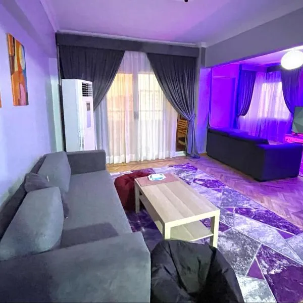 Luxury Apartment Cairo Egypt, hotel v Káhiře