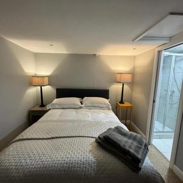 St. John’s hill - with parking, hotel in Shrewsbury