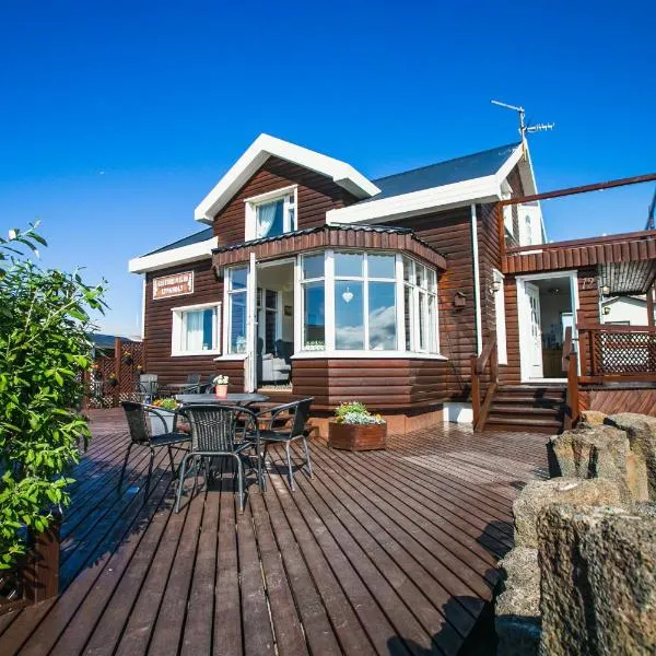 Guesthouse Lyngholt, hotel in Þórshöfn