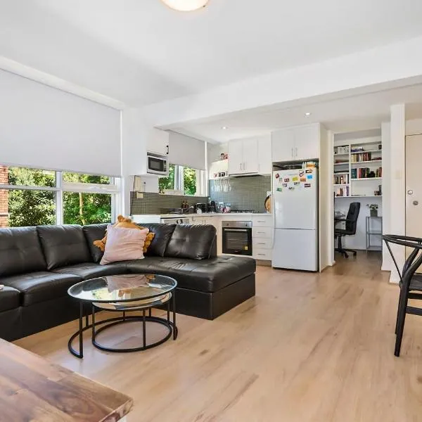 The Nest Elwood - 1BR Apt with Free Parking, hotel Melbourne-ben