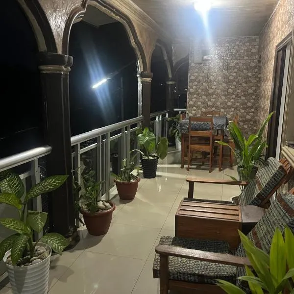 Pearson Street, hotel in Freetown