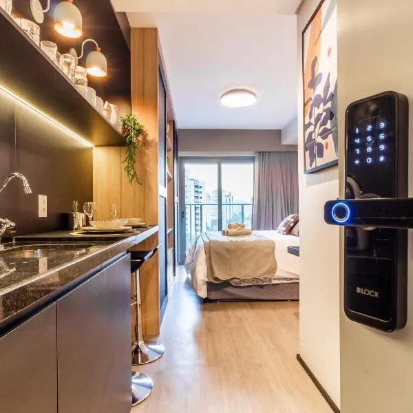 Studios no melhor ponto de Moema Garagem lazer e Metrô perto WIFI grátis, hotel in Sao Paulo