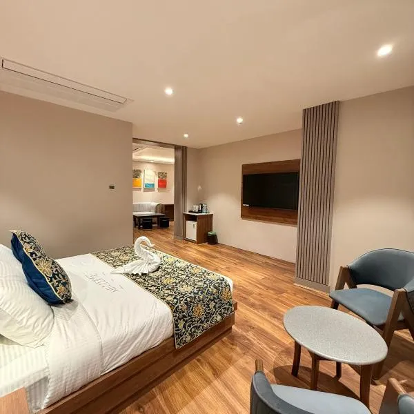 The Olive Hotel Srinagar，位于斯利那加的酒店