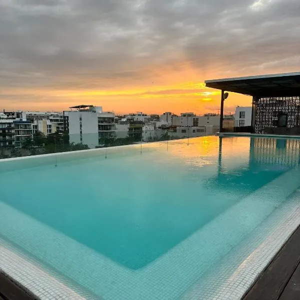 Departamento 5th Av - Cerca de la playa & Rooftop Pool，位于普拉亚卡门的酒店