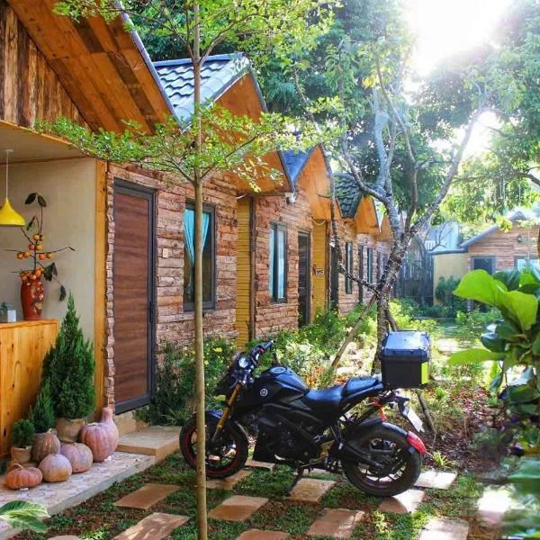 MoCha House, ξενοδοχείο σε Làng Môn