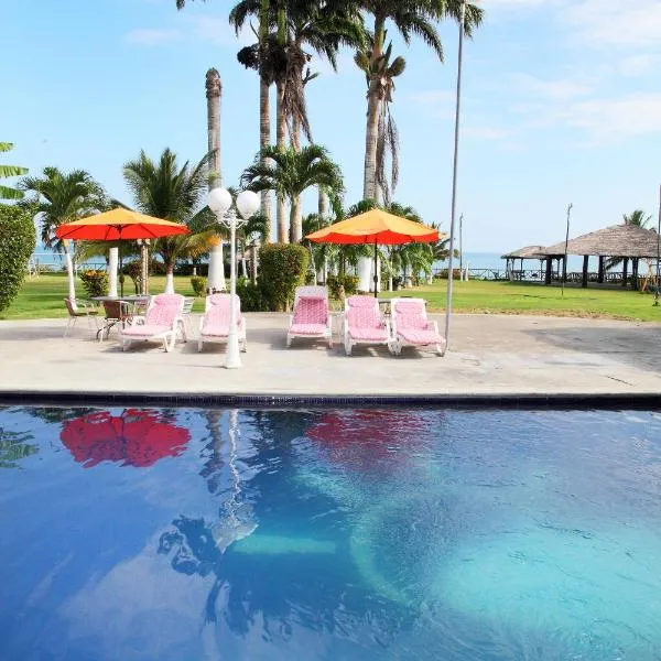 Hotel Puerto Ballesta, hotel v destinaci Tonsupa