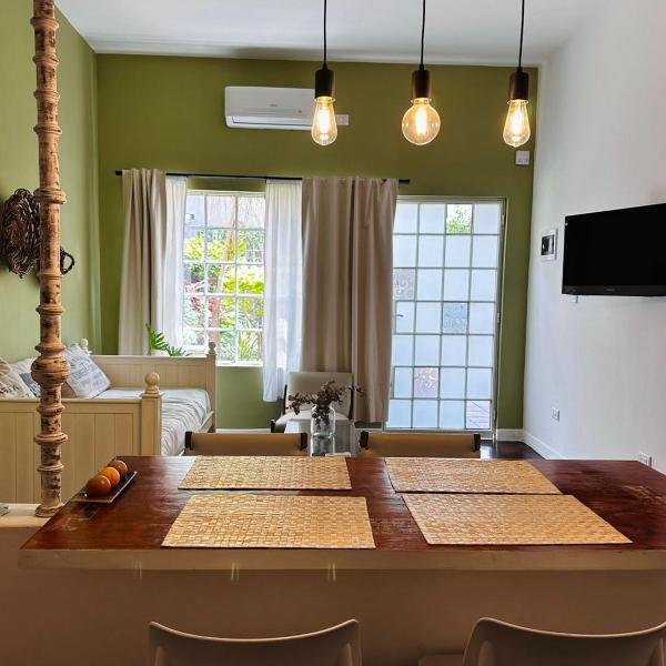 Cálido monoambiente con amplia cocina en Villa Devoto, Buenos Aires