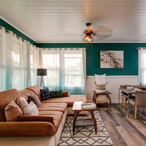 NEW - Hula House wAC- 3BR- Hilo Town โรงแรมในฮิโล