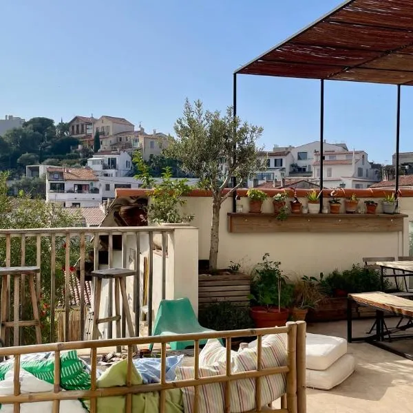 Maison 180 m2 avec bassin-piscine en bois à Vauban, hotel a Marsiglia