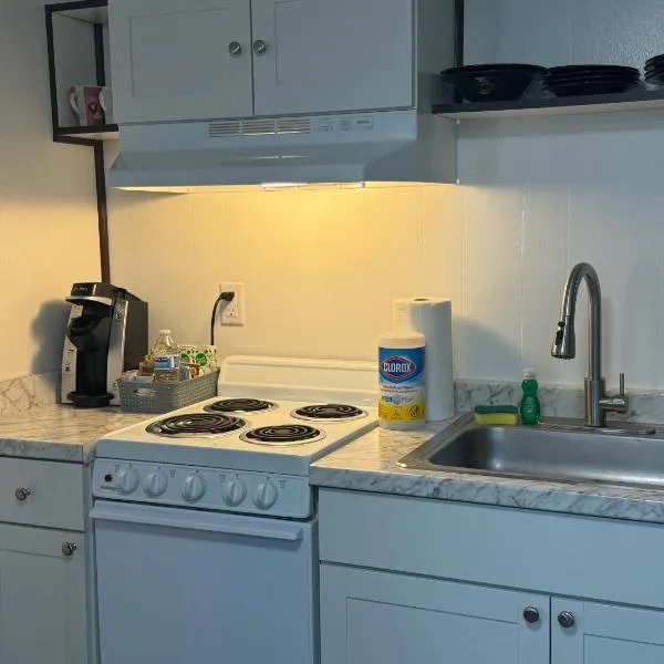 Kings Studio Apartment C, hotel v Nome