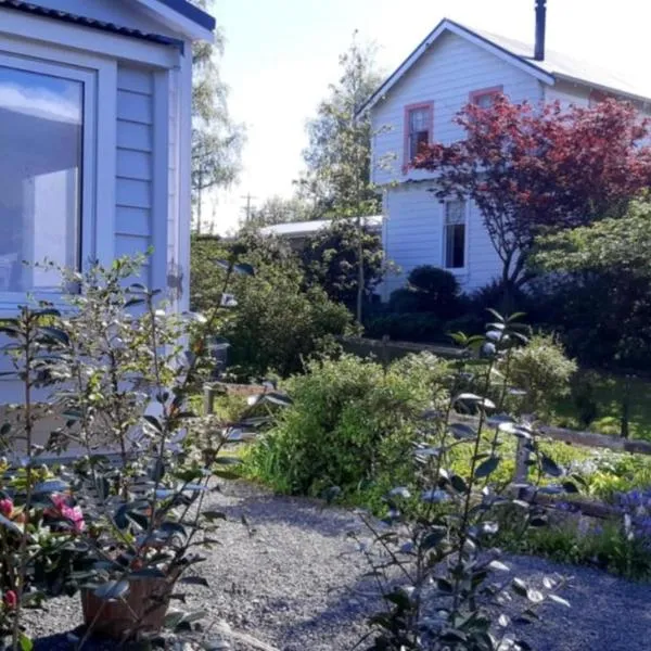 Spring Cottage, hotel di Lawrence