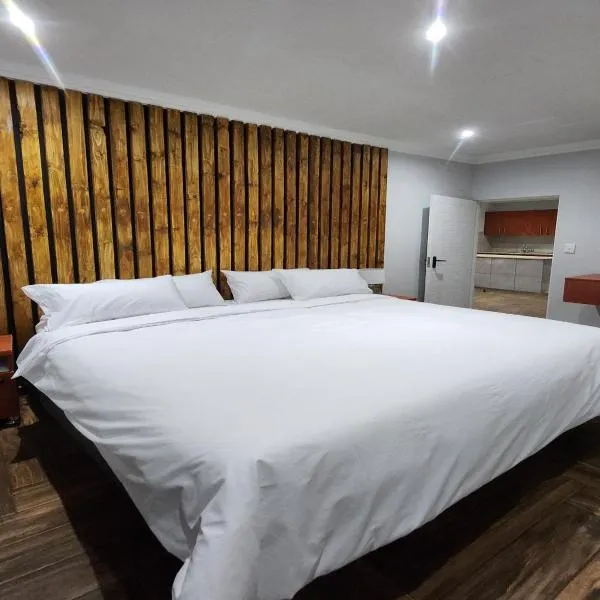 Lakefield Lodge - Halaal, hotel v destinaci Benoni