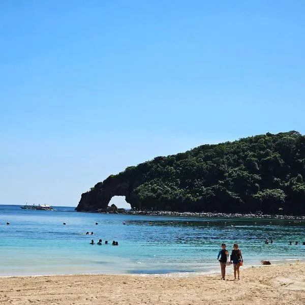 Evelyn's Azure Escapes at Boracay Newcoast, hotell Boracays