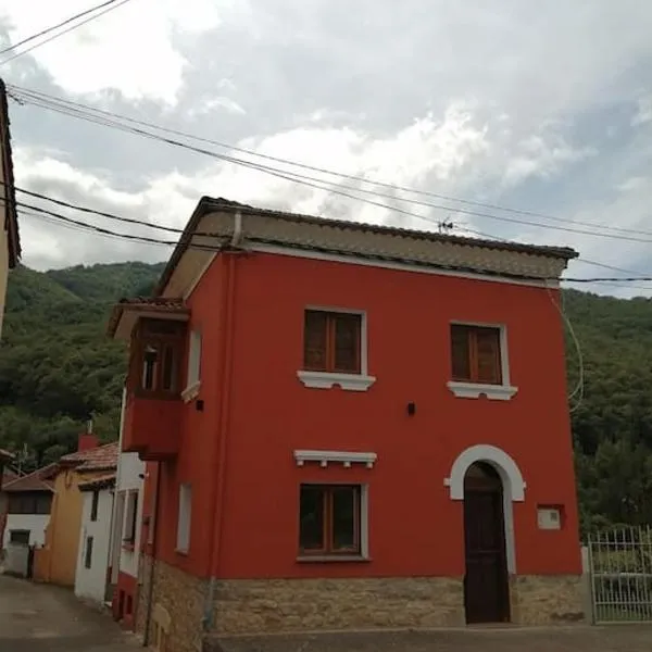 Ca'l Cura，位于Pola de Pino的酒店