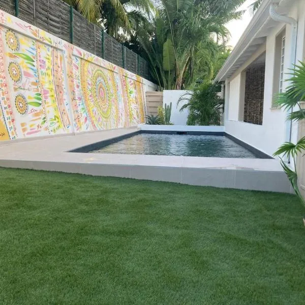 Wahoo lodge, piscine privée, orient bay, hotel v destinaci Orient Bay