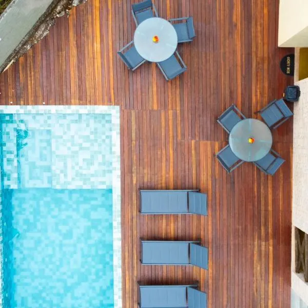 Villa Justen Pousada、レンソイスのホテル